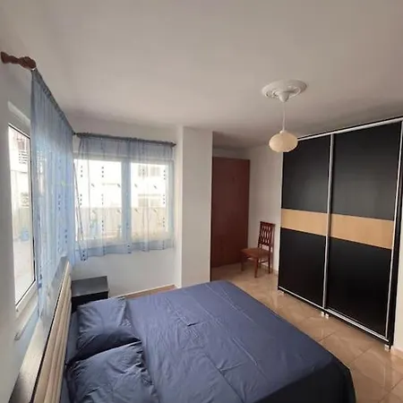 Em Cozy Corner In Apartment *